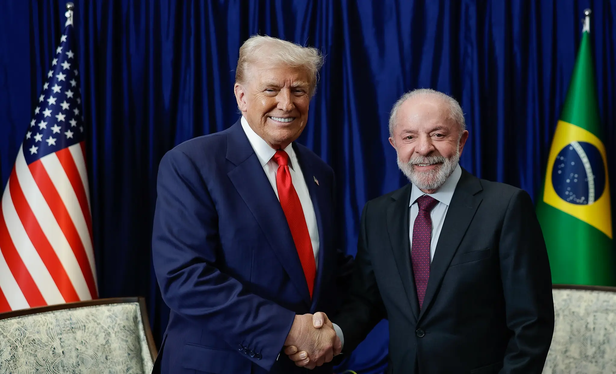 Lula e Trump se encontram e indicam início de acordo